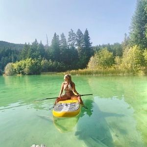 Meet your Posher, Karina